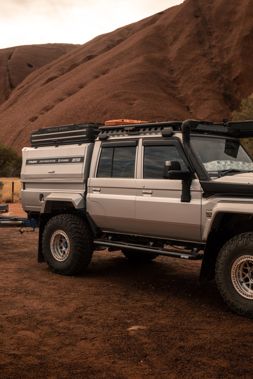 DIRTYBARS LC79 DUAL CAB.