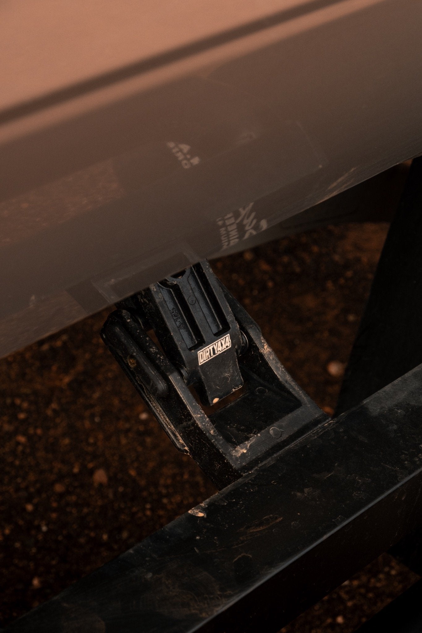 DIRTYBARS LC79 DUAL CAB.