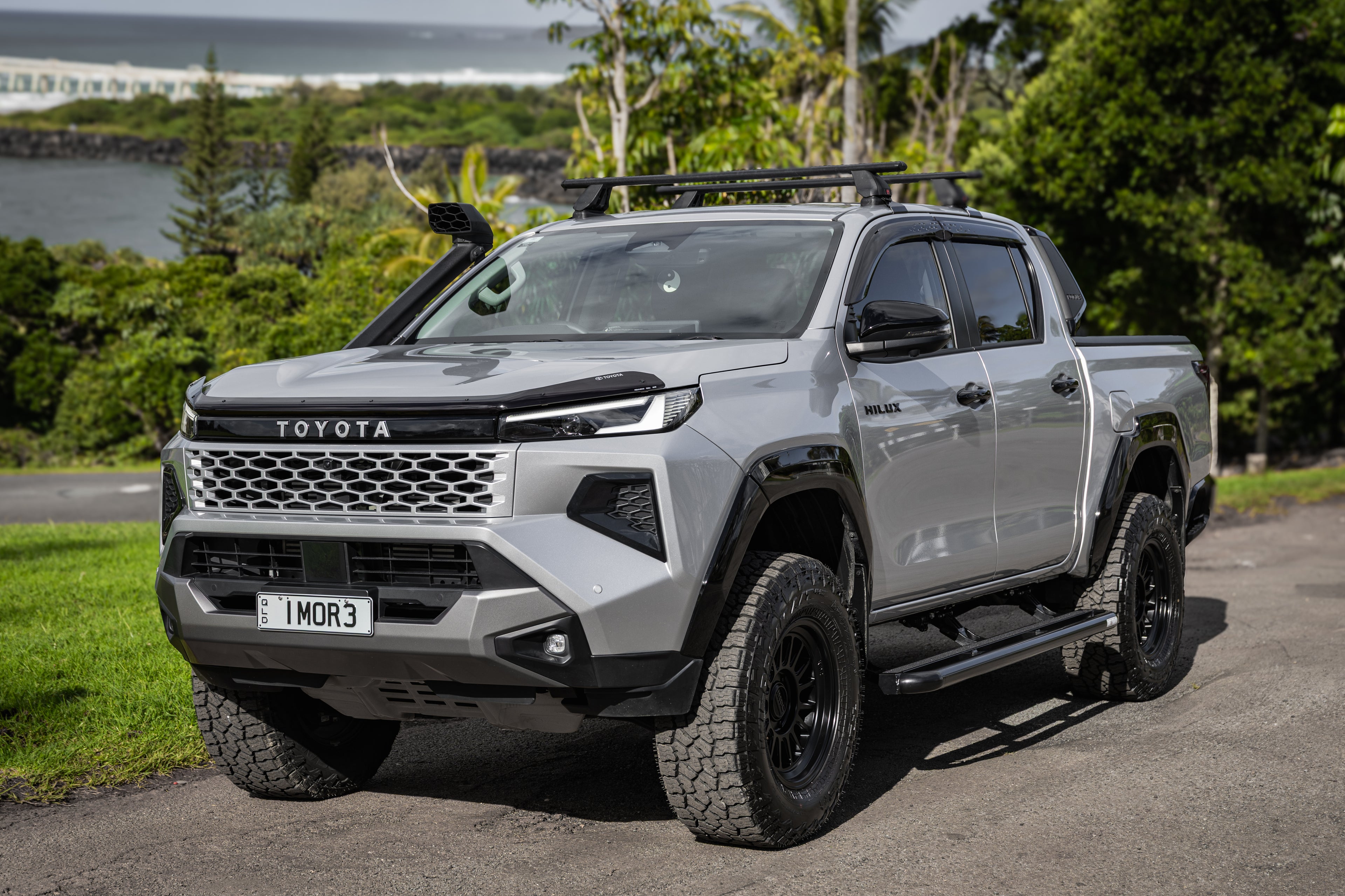 *BACKORDER* DIRTYBARS N90 HILUX.
