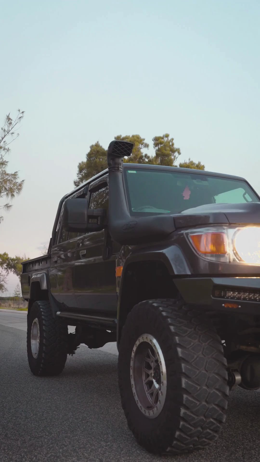 DIRTYBARS LC79 DUAL CAB.