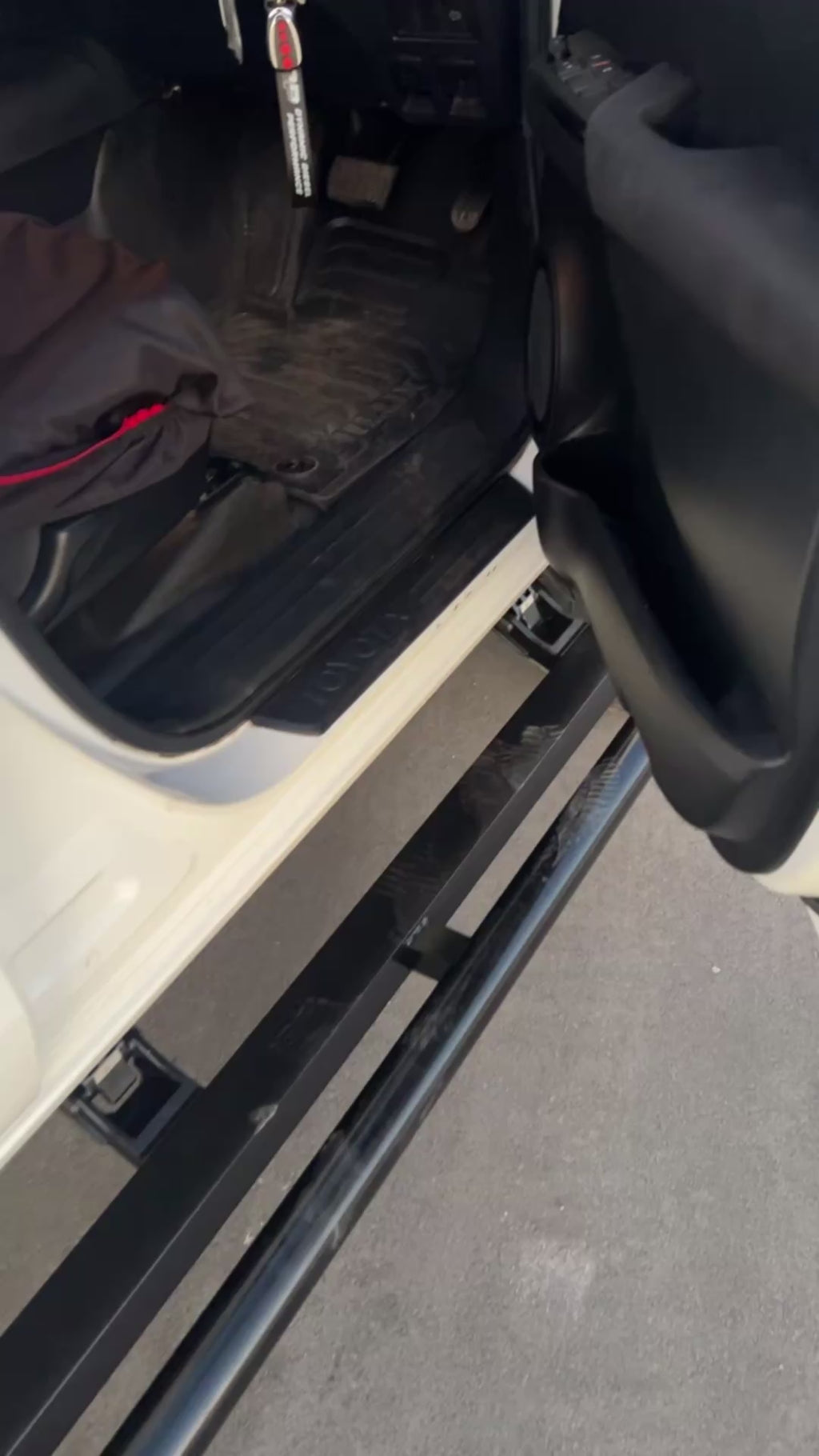 *BACKORDER* DIRTYBARS N80 HILUX.